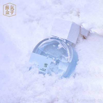 节气盒子 无火香薰卧室持久扩香留香室内厕所清新空气香氛礼物摆件 【柑橘调】梅里听雪80ml
