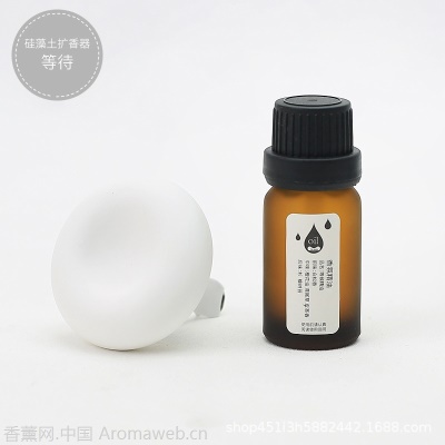 硅藻土扩香器汽车载内饰香氛汽车通风口用品香薰家用浴室卫生间