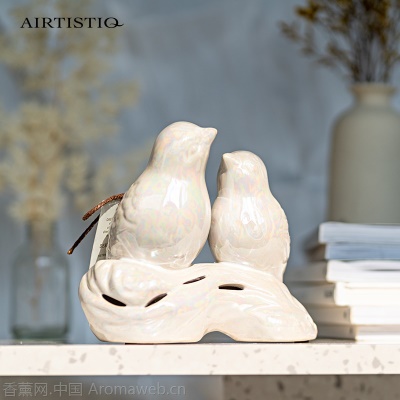 北欧工艺品陶瓷白色天使兔子小鸟动物芳香摆件电视柜玄关家居装饰